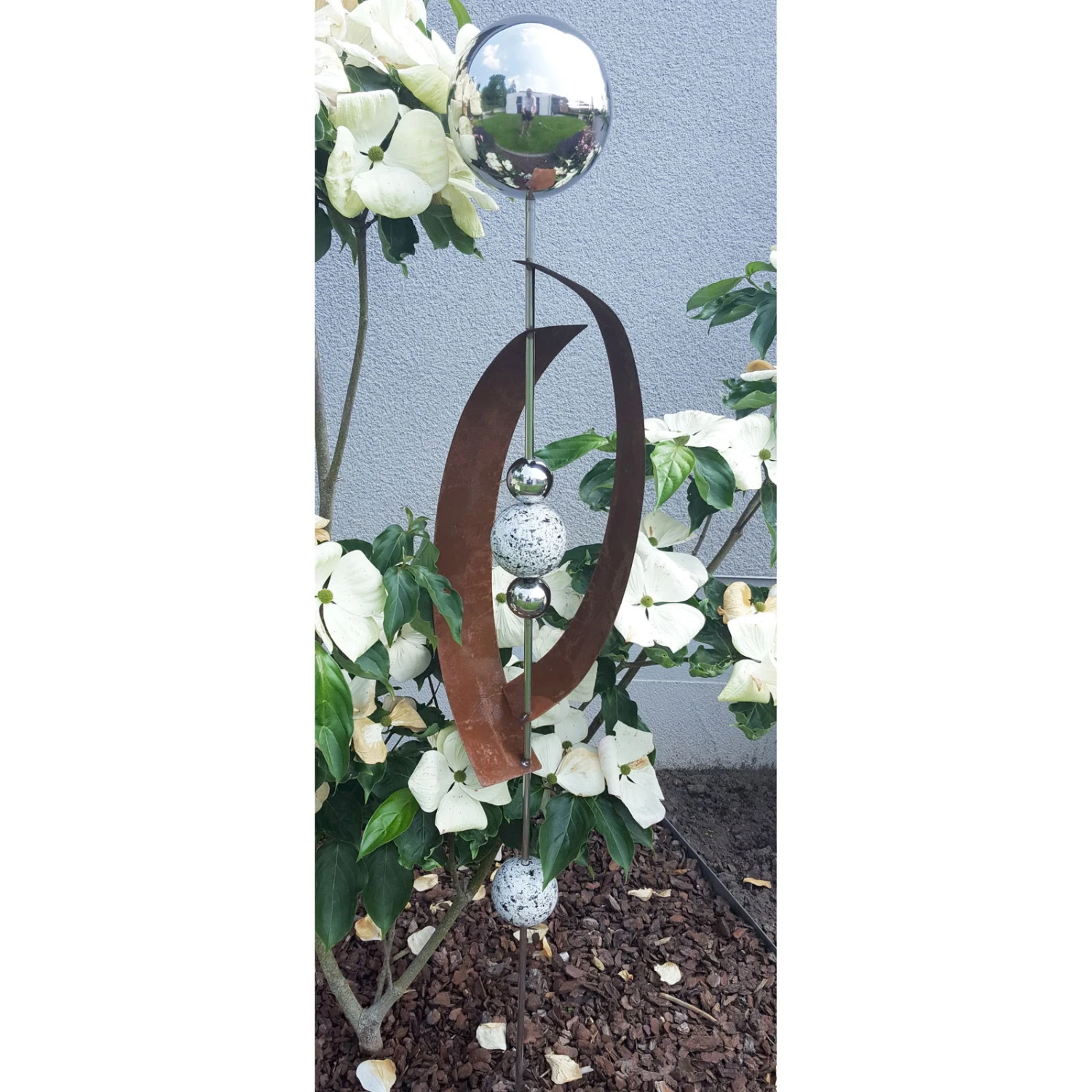 Beetstecker Deimos Aus Edel-/Cortenstahl Mit 4 Kugeln/Stab, Granit In Weiß, Maße 145 X 21 X 19,5 Cm 1 Beetstecker Deimos Aus Edel-/Cortenstahl Mit 4 Kugeln/Stab, Granit In Weiß, Maße 145 X 21 X 19,5 Cm