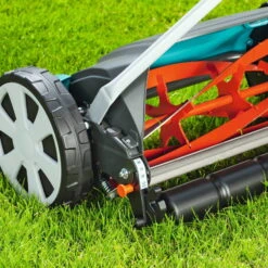 Gardena Comfort Spindelmäher, 400 C / 40 Cm, Für Max. Fläche 250 M² -Bestes Gartengeräte Geschäft 2910600028 Comfort Spindelmaeher 400C 40cm fuer max Flaeche 250 Quadratmeter 1 61657